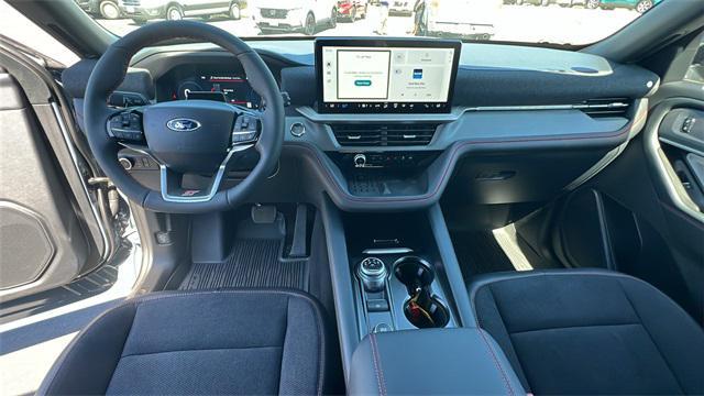 new 2025 Ford Explorer car, priced at $65,775