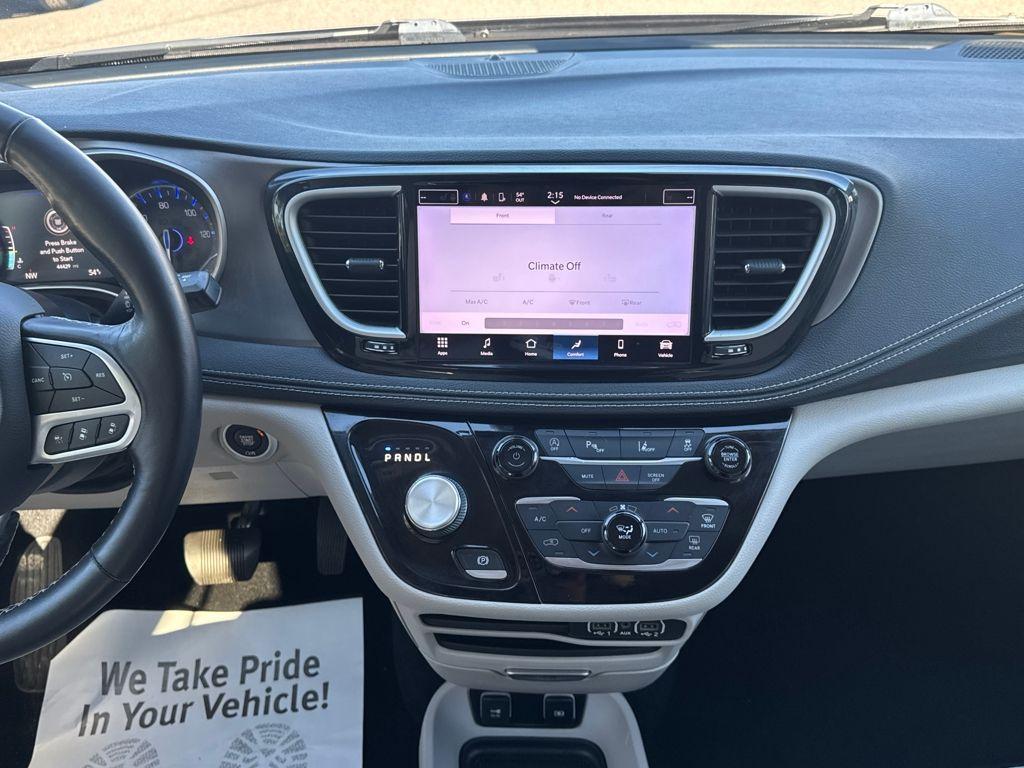used 2021 Chrysler Pacifica car, priced at $23,986