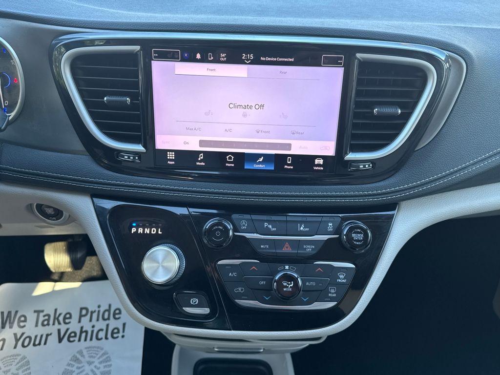 used 2021 Chrysler Pacifica car, priced at $23,986