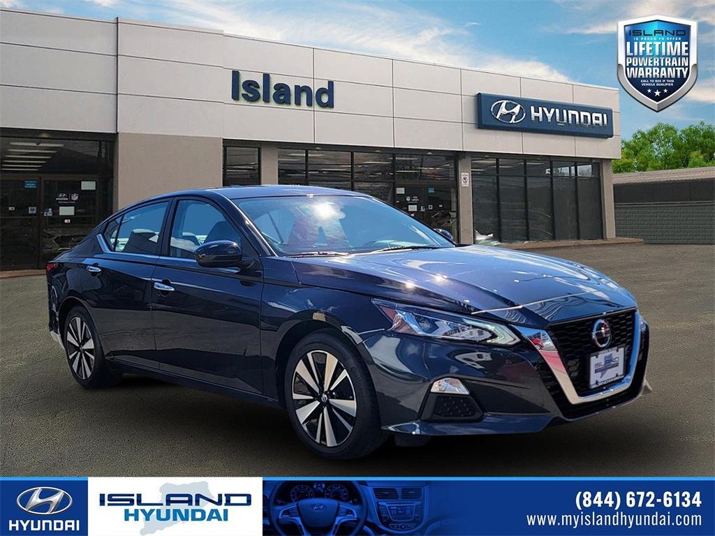 used 2022 Nissan Altima car, priced at $17,437