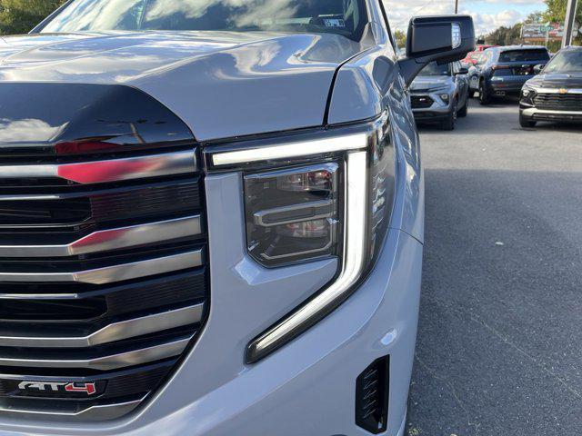 new 2025 GMC Sierra 1500 car, priced at $72,044