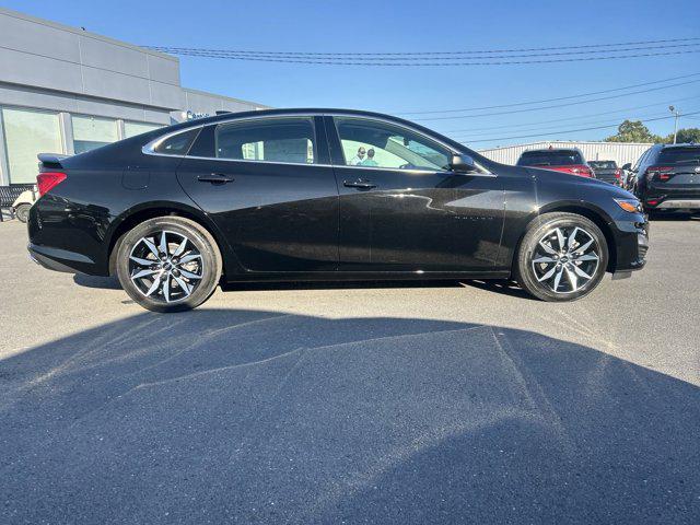 new 2025 Chevrolet Malibu car, priced at $27,134