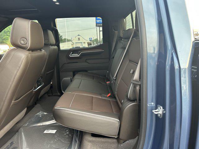 new 2025 GMC Sierra 1500 car, priced at $70,555