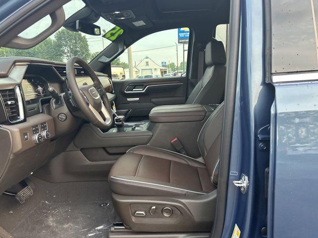 new 2025 GMC Sierra 1500 car, priced at $70,555