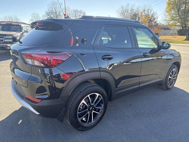 new 2025 Chevrolet TrailBlazer car, priced at $30,209