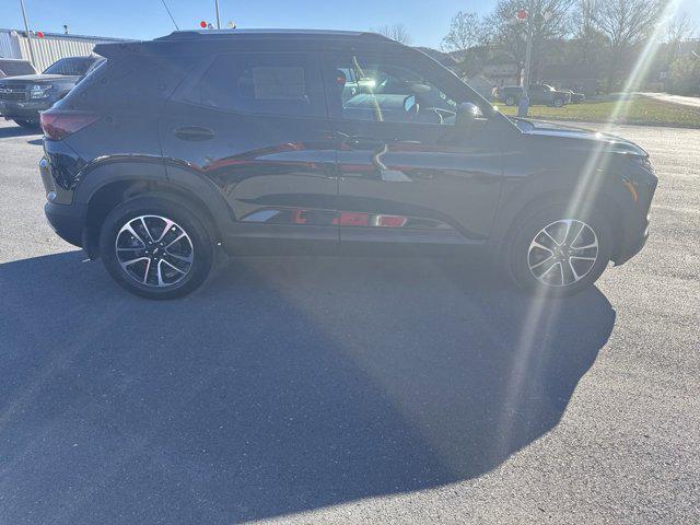 new 2025 Chevrolet TrailBlazer car, priced at $30,209