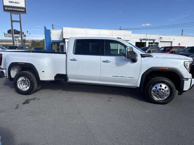 new 2026 GMC Sierra 3500 car, priced at $100,569