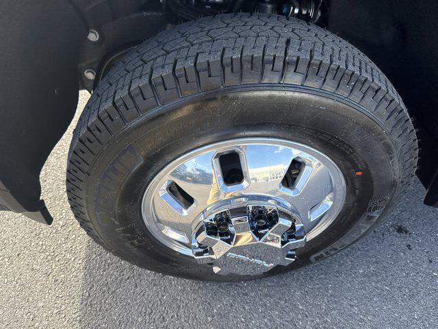 new 2026 GMC Sierra 3500 car, priced at $100,569