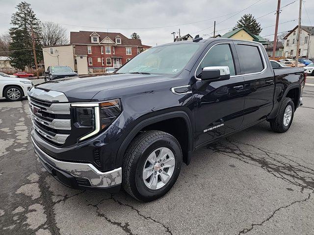 new 2024 GMC Sierra 1500 car, priced at $44,988