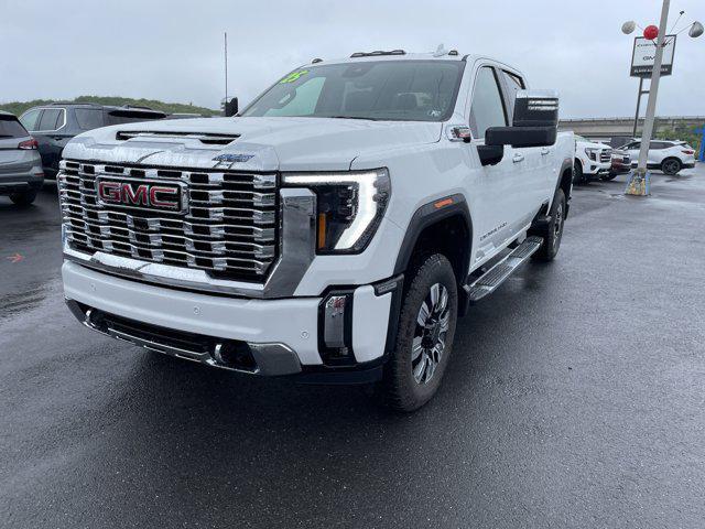 new 2025 GMC Sierra 2500 car, priced at $81,032