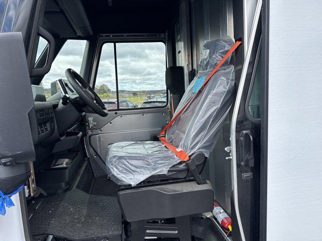 new 2025 Chevrolet BrightDrop 400 car, priced at $80,000