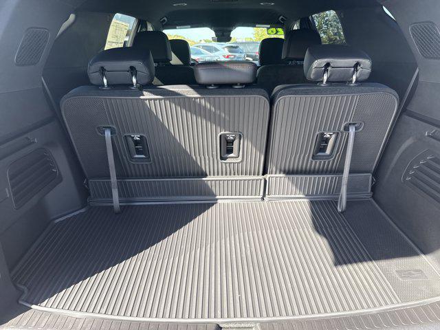 new 2026 Chevrolet Traverse car, priced at $51,332