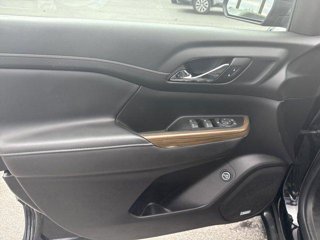 used 2023 GMC Acadia car, priced at $30,500