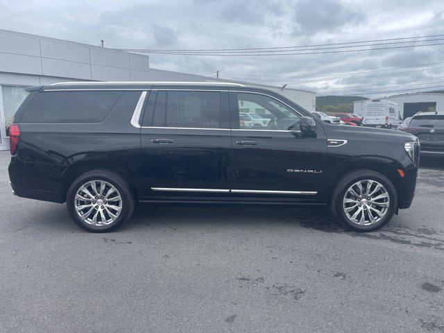 used 2023 GMC Yukon XL car, priced at $67,000