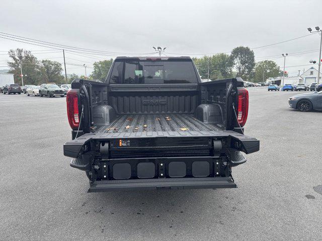 new 2025 GMC Sierra 1500 car, priced at $72,044