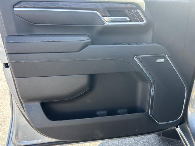 new 2026 GMC Sierra 2500 car, priced at $80,278