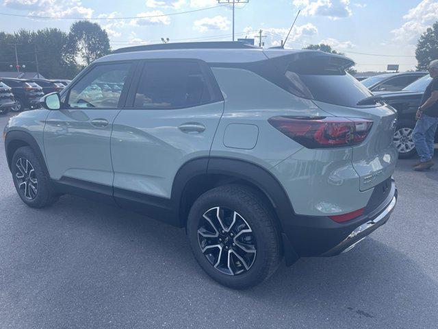 new 2025 Chevrolet TrailBlazer car, priced at $32,814