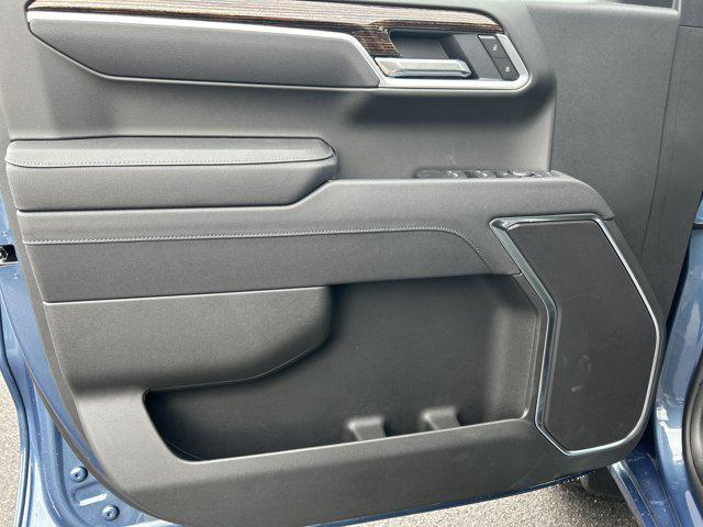 new 2025 GMC Sierra 1500 car, priced at $48,800