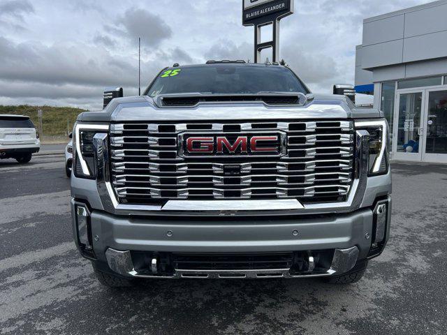 new 2025 GMC Sierra 3500 car, priced at $77,175