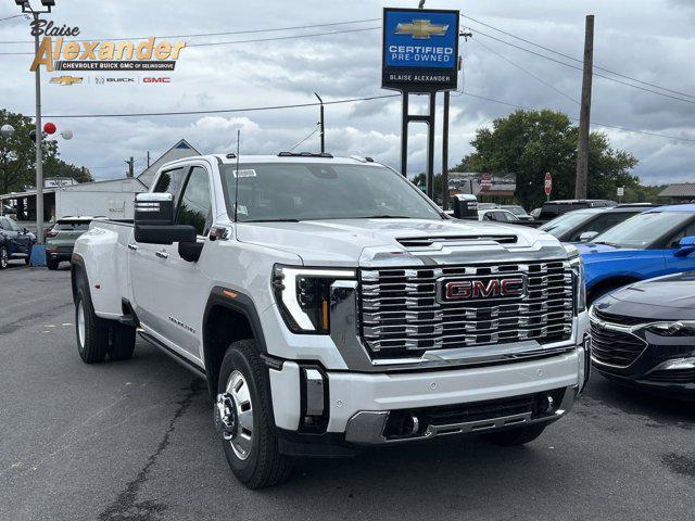 new 2025 GMC Sierra 3500 car, priced at $91,194