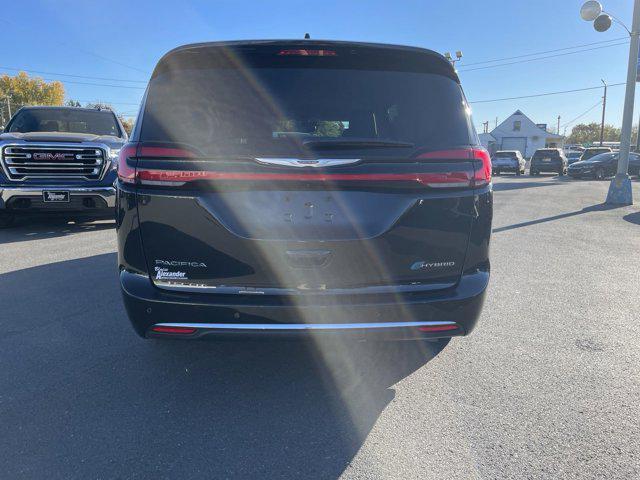 used 2022 Chrysler Pacifica Hybrid car, priced at $29,000