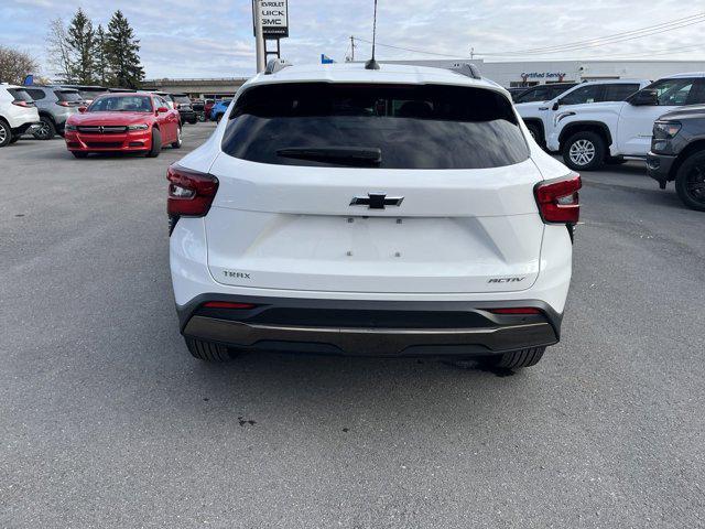 new 2025 Chevrolet Trax car, priced at $25,754