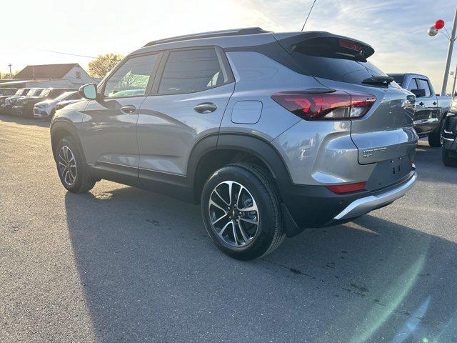 new 2025 Chevrolet TrailBlazer car, priced at $30,209