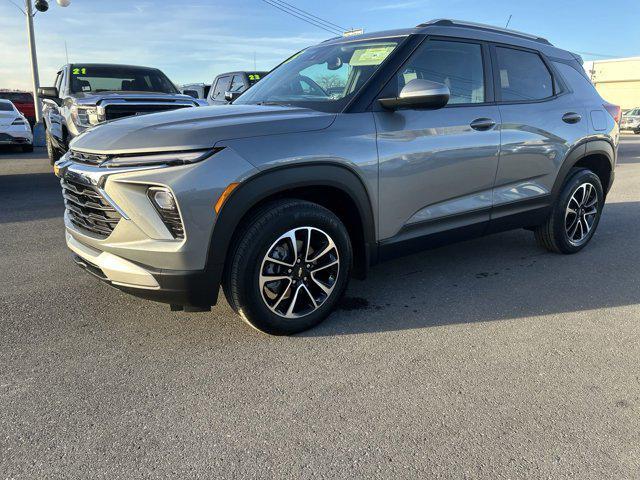 new 2025 Chevrolet TrailBlazer car, priced at $30,209