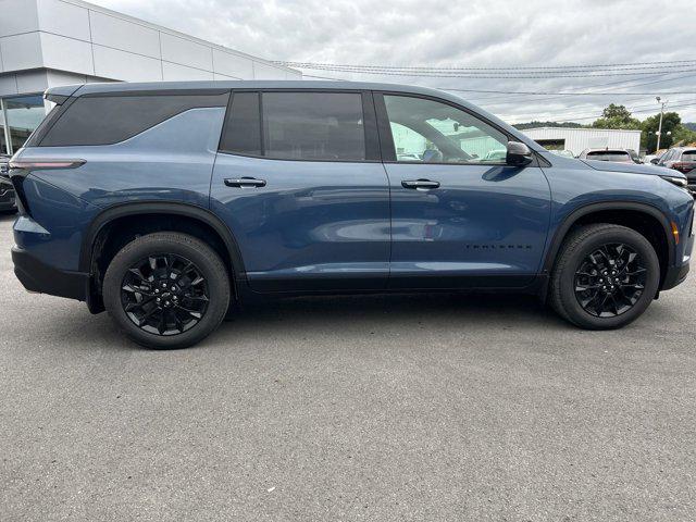 new 2024 Chevrolet Traverse car, priced at $39,477