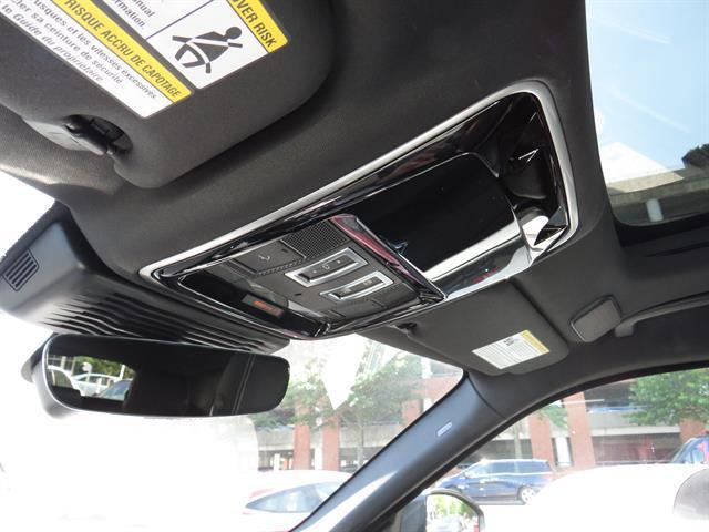 used 2022 Land Rover Range Rover Velar car, priced at $38,995