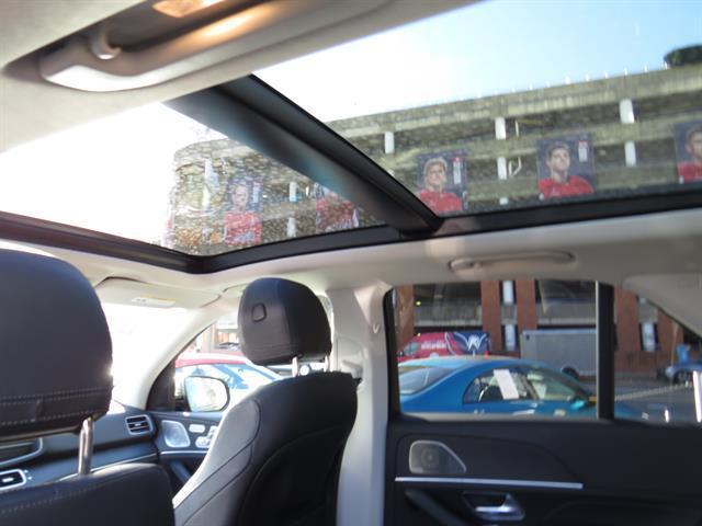 used 2023 Mercedes-Benz GLE 350 car, priced at $54,995