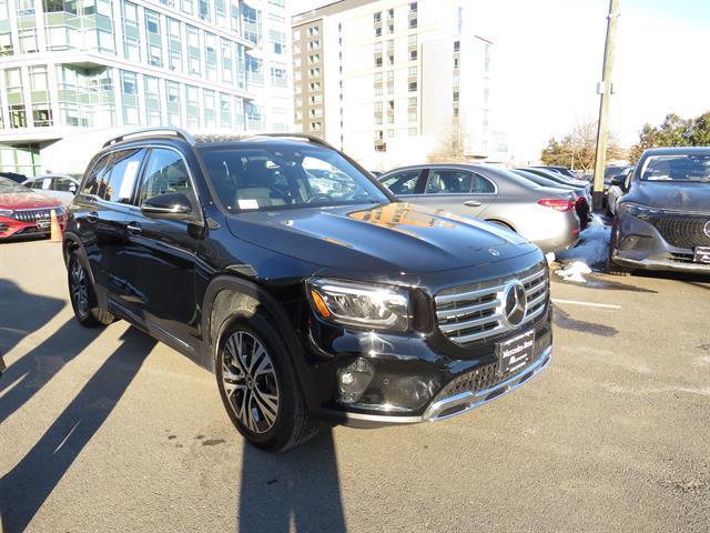 used 2024 Mercedes-Benz GLB 250 car, priced at $42,995