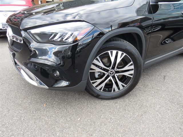 used 2025 Mercedes-Benz GLA 250 car, priced at $33,995