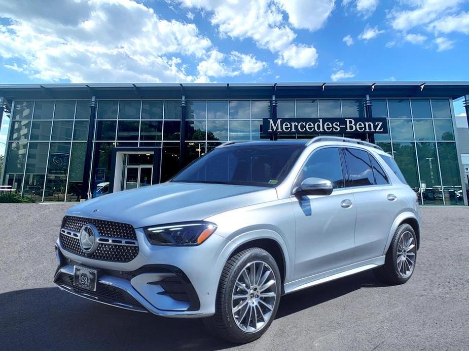 new 2024 Mercedes-Benz GLE 450 car, priced at $82,300