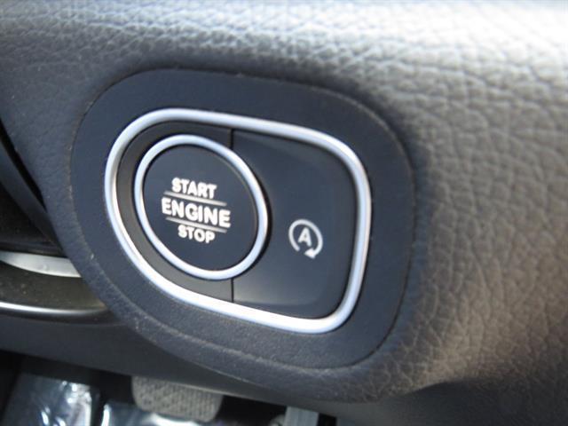 used 2022 Mercedes-Benz GLE 450 car, priced at $54,995