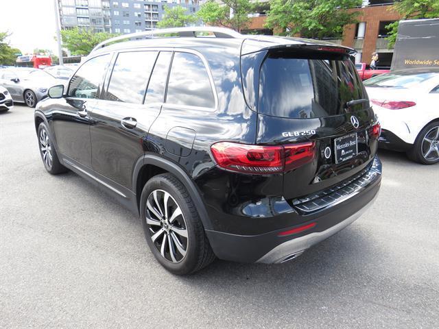 used 2022 Mercedes-Benz GLB 250 car, priced at $32,995