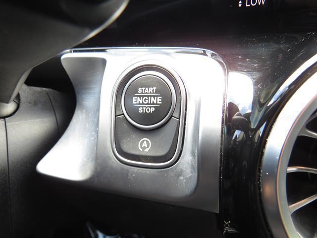 used 2022 Mercedes-Benz GLB 250 car, priced at $32,995