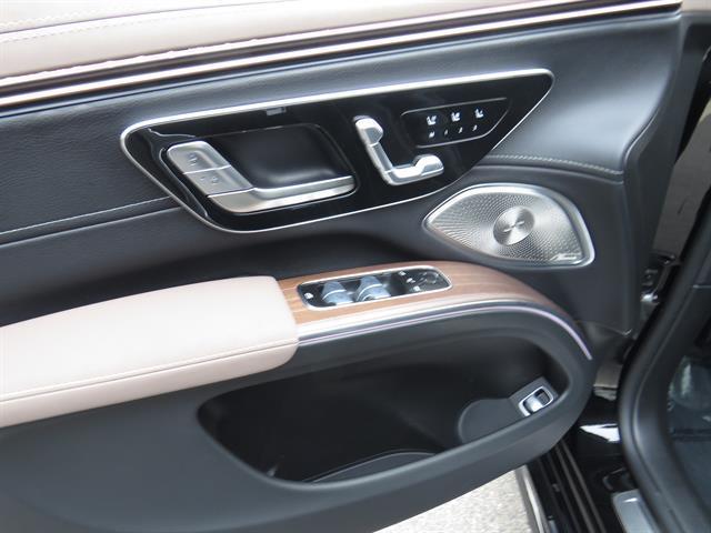 used 2023 Mercedes-Benz EQS 580 car, priced at $78,995