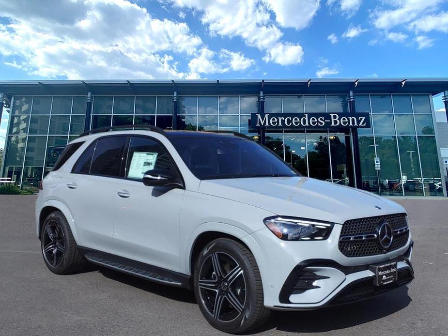 new 2024 Mercedes-Benz GLE 580 car, priced at $105,485