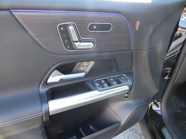used 2025 Mercedes-Benz GLA 250 car, priced at $38,995