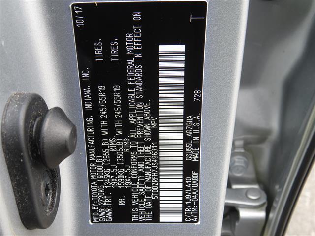 used 2018 Toyota Highlander car, priced at $26,995