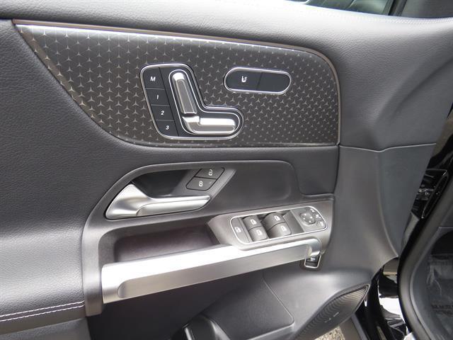 used 2024 Mercedes-Benz GLB 250 car, priced at $36,995