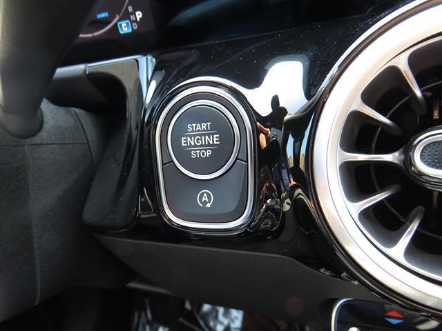 used 2025 Mercedes-Benz GLA 250 car, priced at $37,995