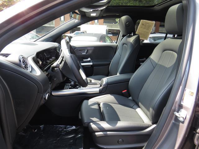 used 2025 Mercedes-Benz GLA 250 car, priced at $37,995