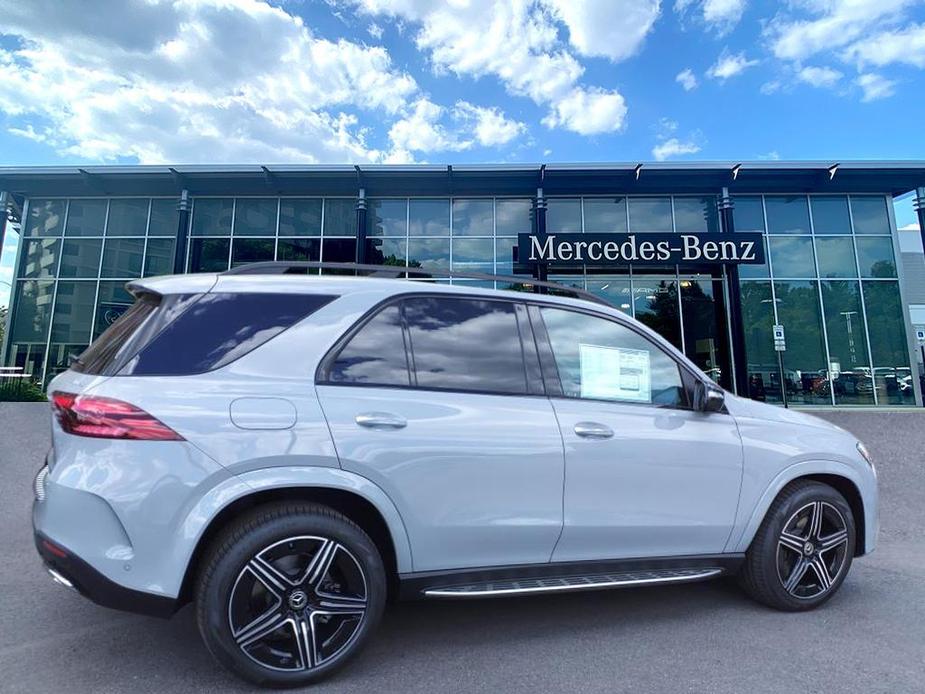 new 2024 Mercedes-Benz GLE 450 Plug-In Hybrid car, priced at $82,945