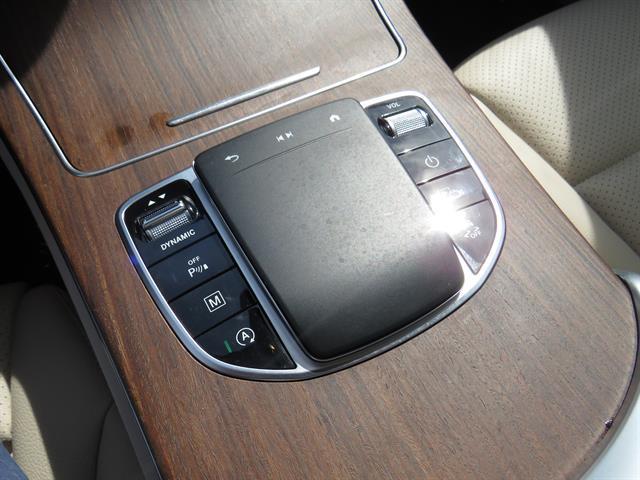 used 2021 Mercedes-Benz GLC 300 car, priced at $31,495