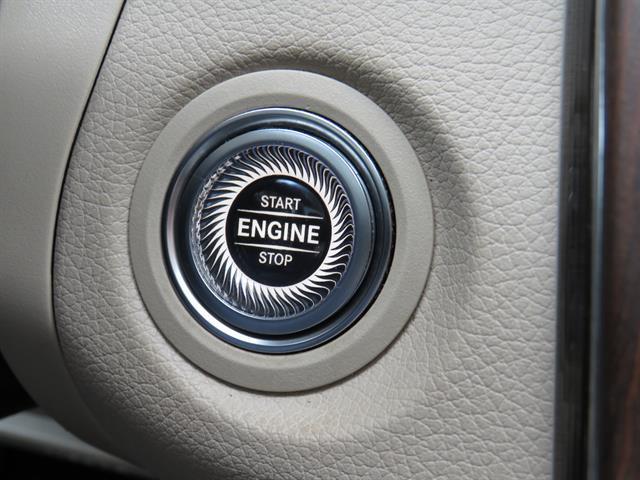 used 2021 Mercedes-Benz GLC 300 car, priced at $31,495