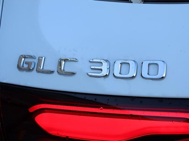 new 2025 Mercedes-Benz GLC 300 car, priced at $57,605