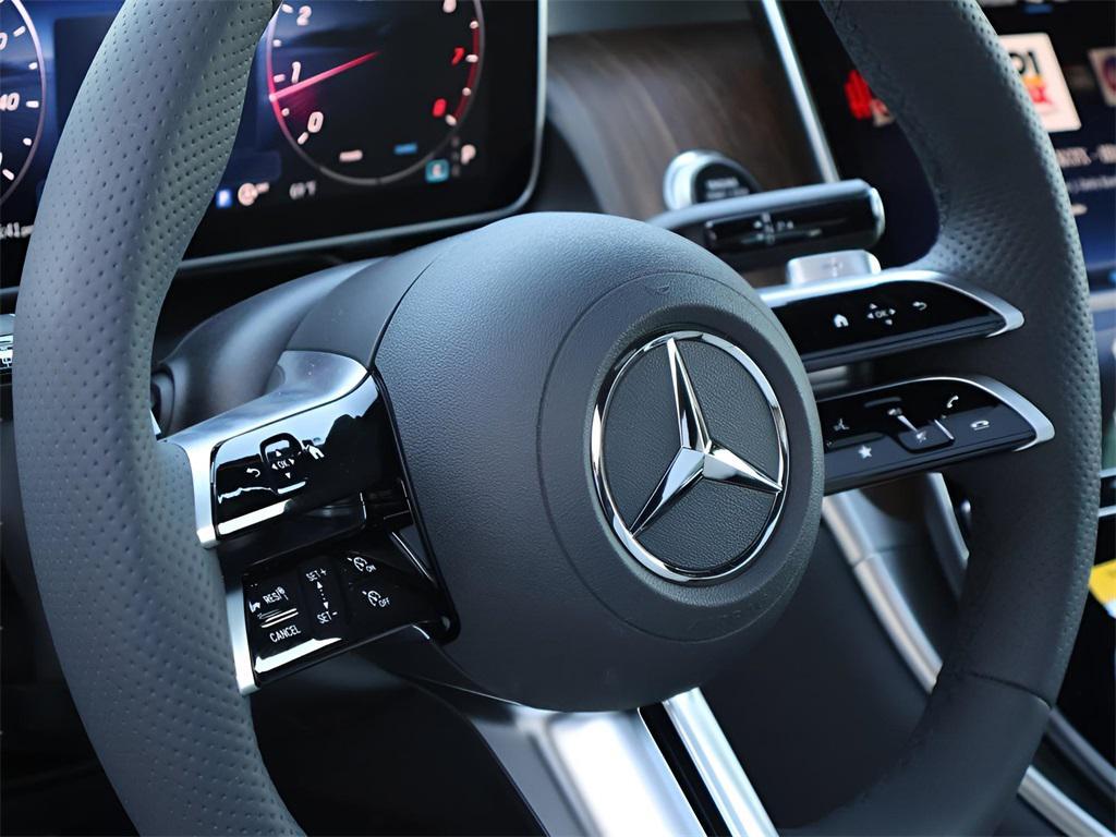 new 2025 Mercedes-Benz GLC 300 car, priced at $57,605