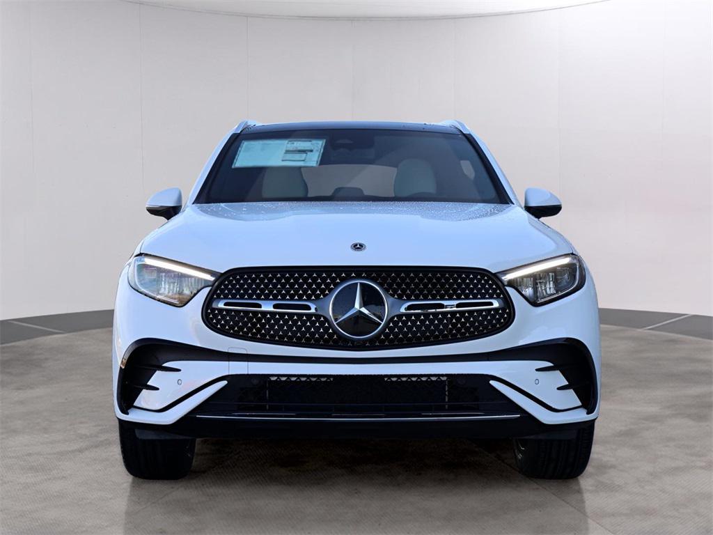 new 2025 Mercedes-Benz GLC 300 car, priced at $57,605
